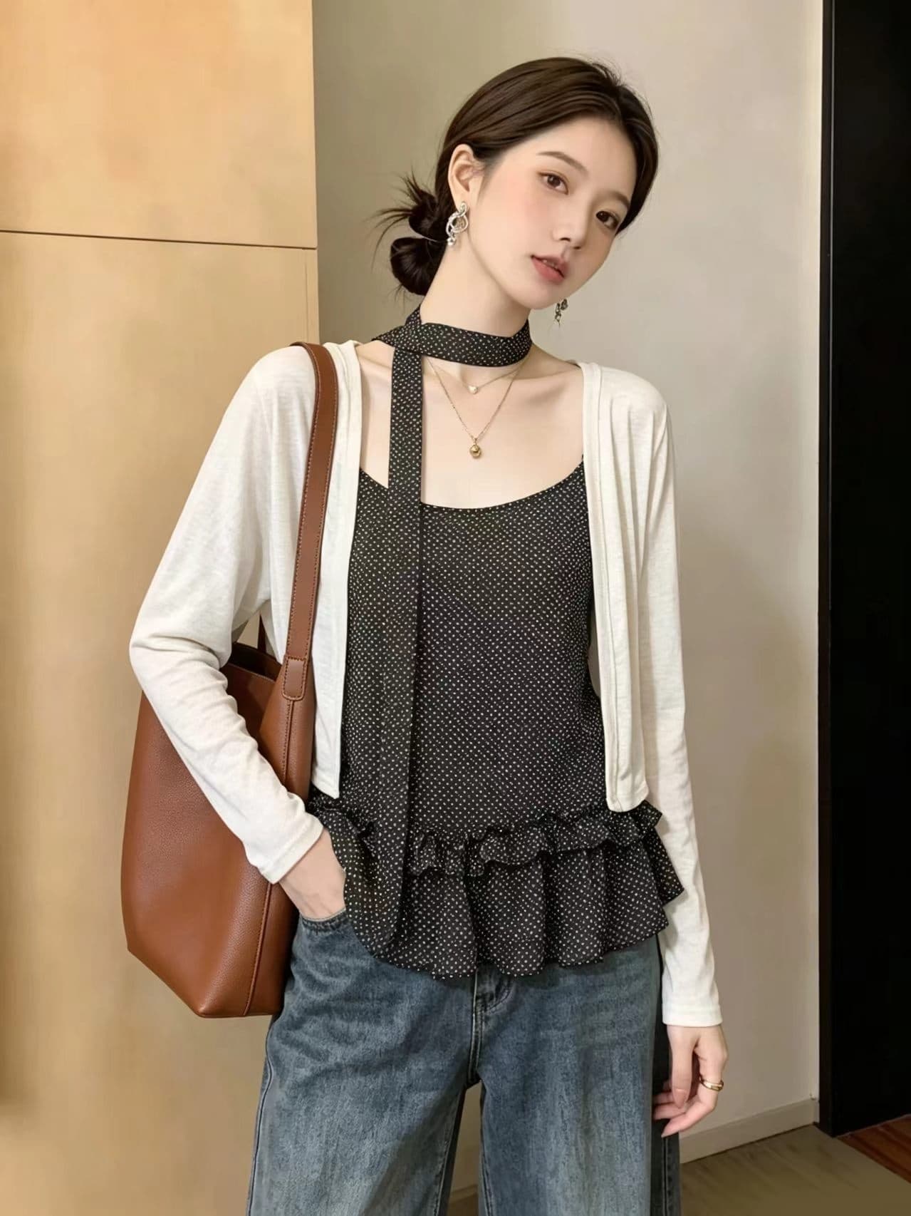 2026 년 이른 가을 새로운 품격 도트 무늬 프릴 다용도 슬립 맨위 인터넷 색상 품격 오픈 가디건 투피스 세트 상세 이미지 7