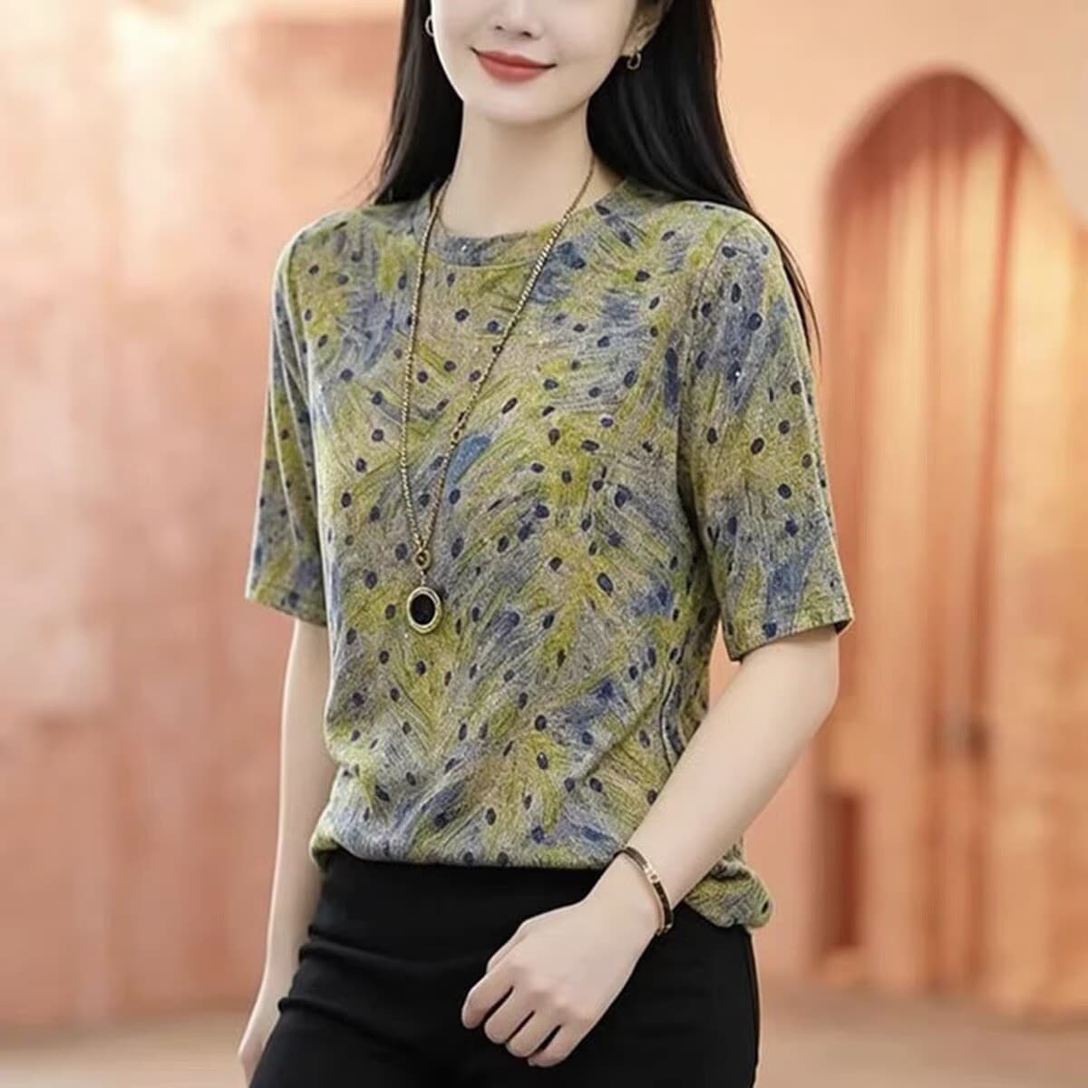26 여름 새로운 고급 프로 피부 반팔 맨위 여성 루즈핏 슬림해 보이는 다용도 품격 라운드 넥 외국 가스 꽃무늬 패션 상세 이미지 4
