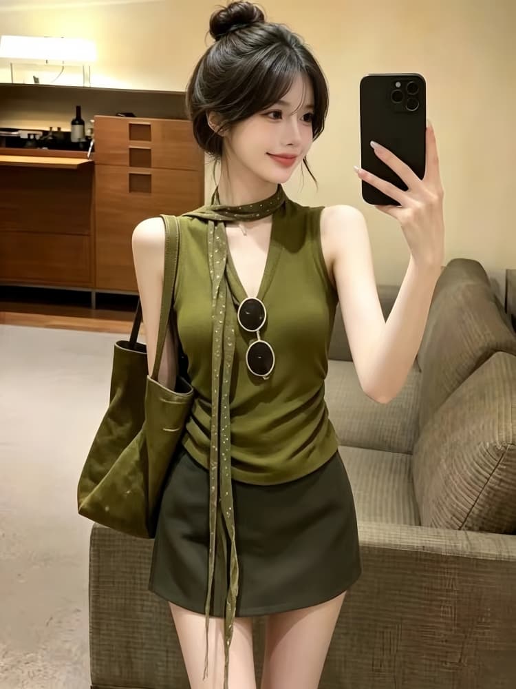 한 부서 전체 집합 ootd 착용 가져 가라. 여성 2026 새로운 민소매 V넥 맨위 하이웨이스트 슬림해 보이는 반신 스커트 투피스 세트