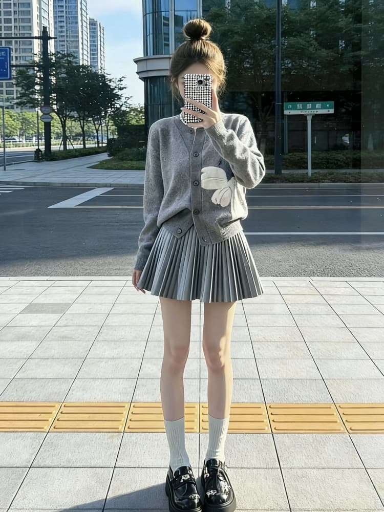 느긋한 바람 착용 가져 가라. 전체 집합 가을 겨울 새로운 작은 키 외국 가스 니트 오픈 가디건 여성 플리츠 미니 스커트 투피스 세트 트렌디 이미지 3