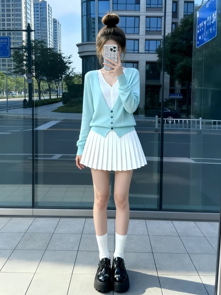 2026 새로운 코디 전체 집합 고급 센스 부유 한 가족 천 골드 miu 부서 고유 한 슈퍼 잘 생긴 스웨터 미니 스커트 세트 상세 이미지 2