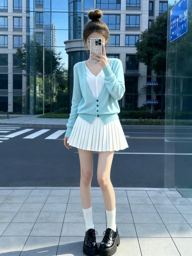 2026 새로운 코디 전체 집합 고급 센스 부유 한 가족 천 골드 miu 부서 고유 한 슈퍼 잘 생긴 스웨터 미니 스커트 세트 상세 이미지 4