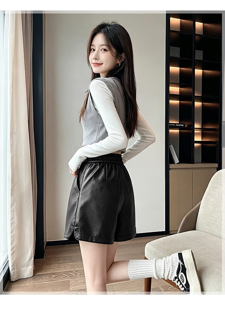 실사 검정색 반바지 여성 의류 2026 새로운 가을 하이웨이스트 가죽 바지 슬림해 보이는 넓은 다리 캐주얼 바지 작은 키 PU 가죽 상세 이미지 13