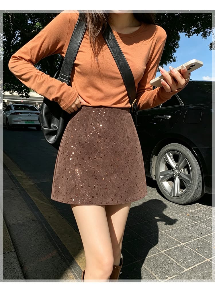 실사 스팽글 자수 스웨이드 원단 반신 스커트 여성 가을 겨울 다용도 레트로 타이트 스커트 하이웨이스트 슬림해 보이는 한 마디 미니 스커트 상세 이미지 12