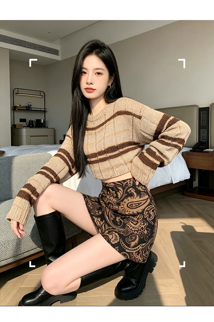 새로운 중식 국풍 반신 스커트 여성 2026 새로운 가을 미니 스커트 레트로 자수 한 마디 한 걸음 타이트 스커트 품격 상세 이미지 14