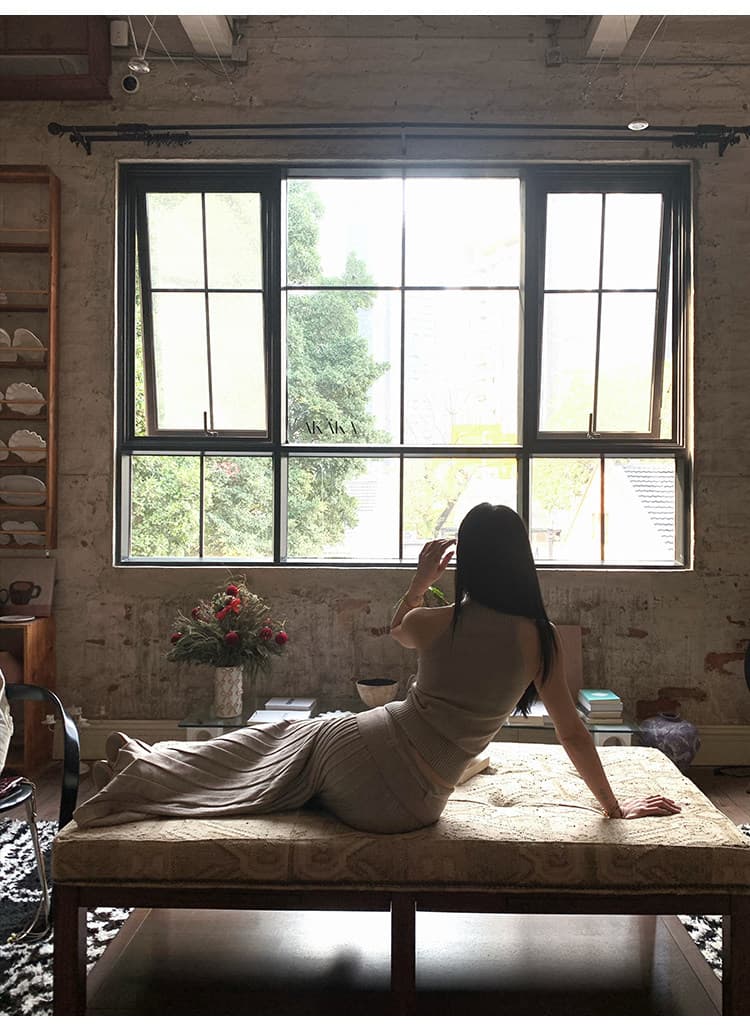 허리 머리 이중층 뒤집다 측면 커피 색상 플리츠 반신 스커트 여성 봄 한 부서 디자인 센스 니트 롱 스커트 상세 이미지 6