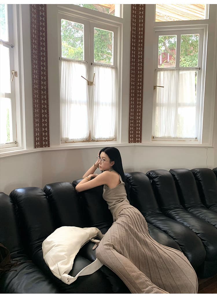 허리 머리 이중층 뒤집다 측면 커피 색상 플리츠 반신 스커트 여성 봄 한 부서 디자인 센스 니트 롱 스커트 상세 이미지 7