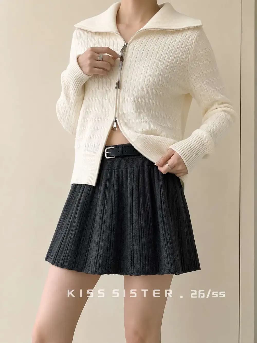 가을 여성 레트로 단색 허리밴드 표지 넓적 다리 플리츠 한 마디 반신 스커트 상세 이미지 11