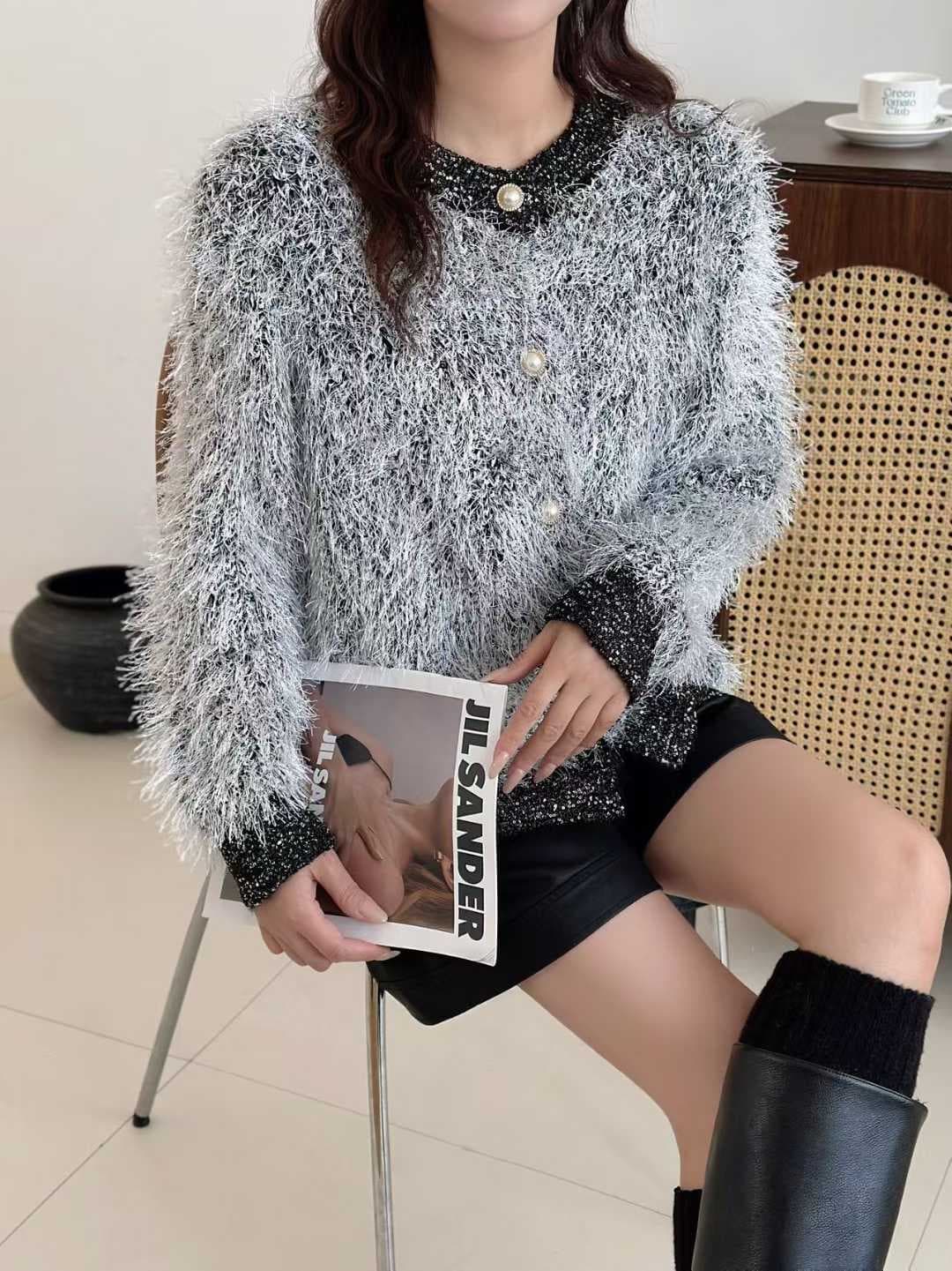 부드러운 부서 작은 샤넬 스타일 부드러운 찹쌀 루즈핏 다용도 2026 년 가을 겨울철 새로운 광택 실 배색 스웨터 카디건 코트 상세 이미지 5