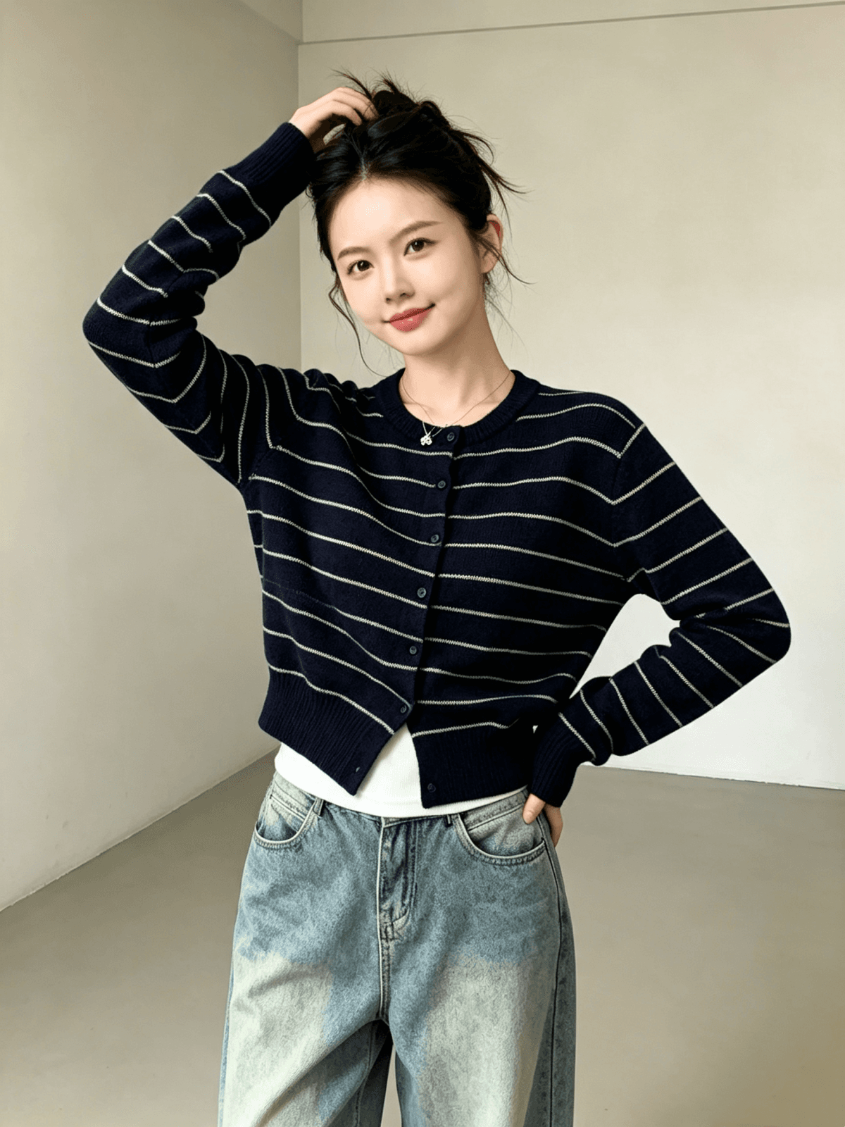 가을 겨울 새로운 캐주얼 품격 스트라이프 싱글 줄 버튼 니트 스웨터 다용도 스웨터 작은 외투 상세 이미지 4