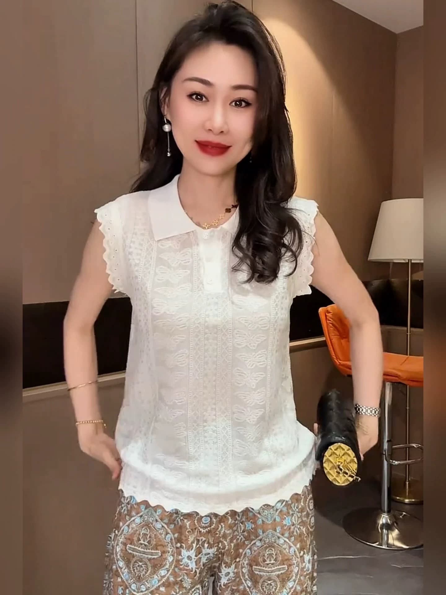 화이트 자카드 레이스 POLO 셔츠 여성 여름 폴로 칼라 얼음 실크 니트 셔츠 표시 얇고 작은 날다 소매 티셔츠 얇은 스타일 맨위 상세 이미지 5