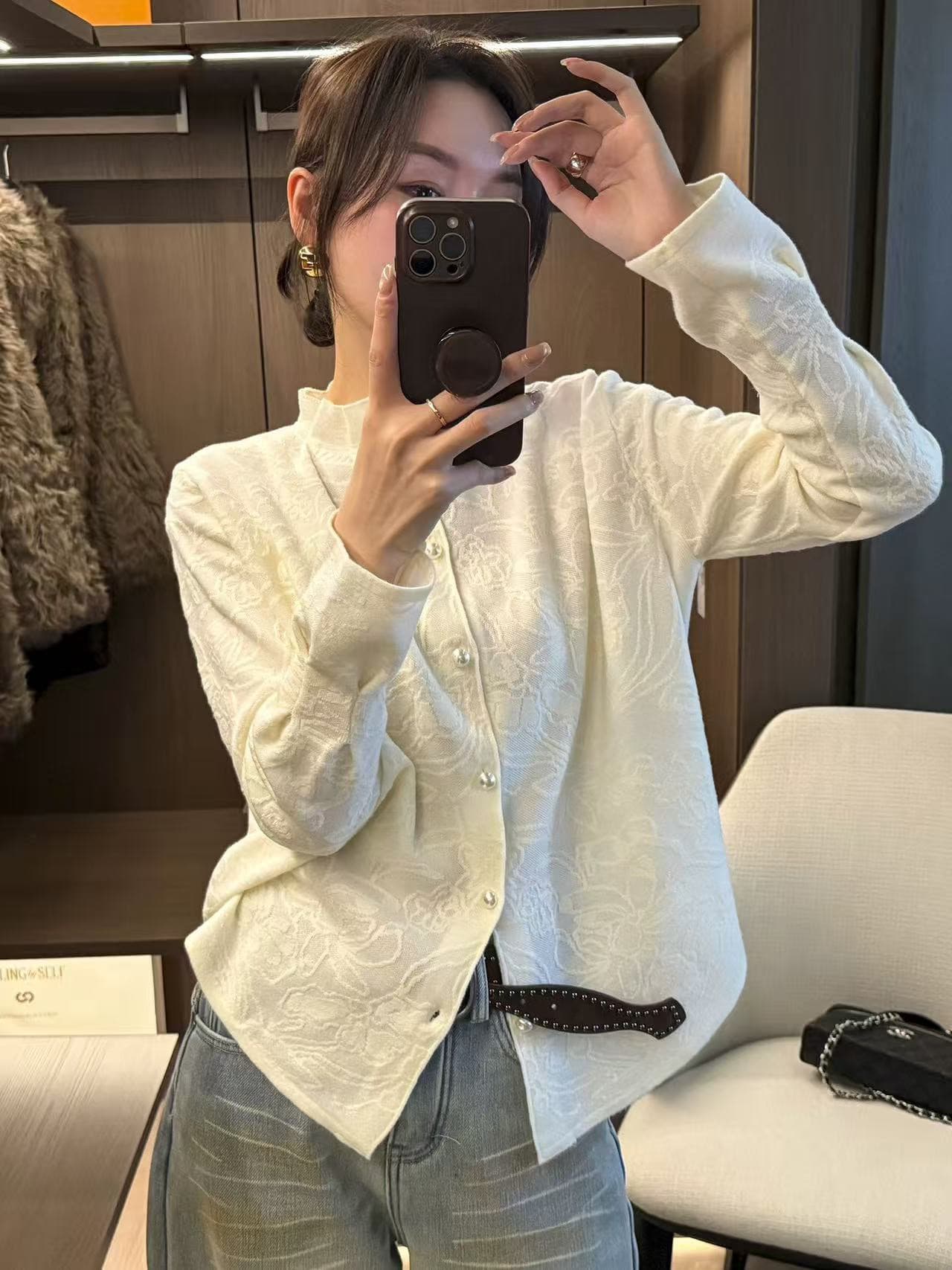 디자인 센스 부드러운 품격 홀로우 아웃 레이스 부드러운 찹쌀 스웨터 양모 편안함 니트 오픈 가디건 2026 가을 겨울철 맨위 이미지 2