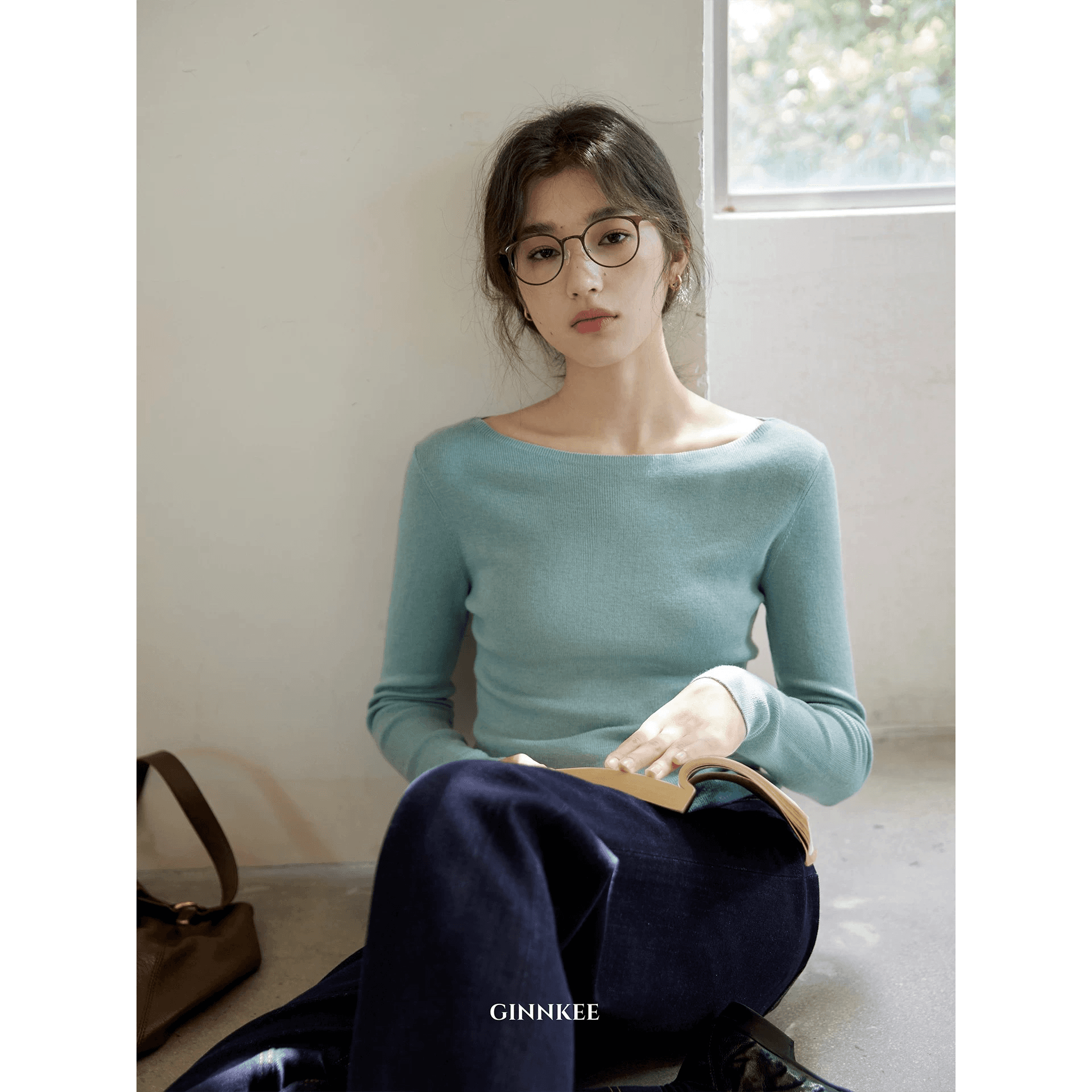 프랑스식 품격 양모 보트넥 긴팔 니트 스웨터 여성 가을 기본 셔츠 오프숄더 파란색 맨위 이미지 5