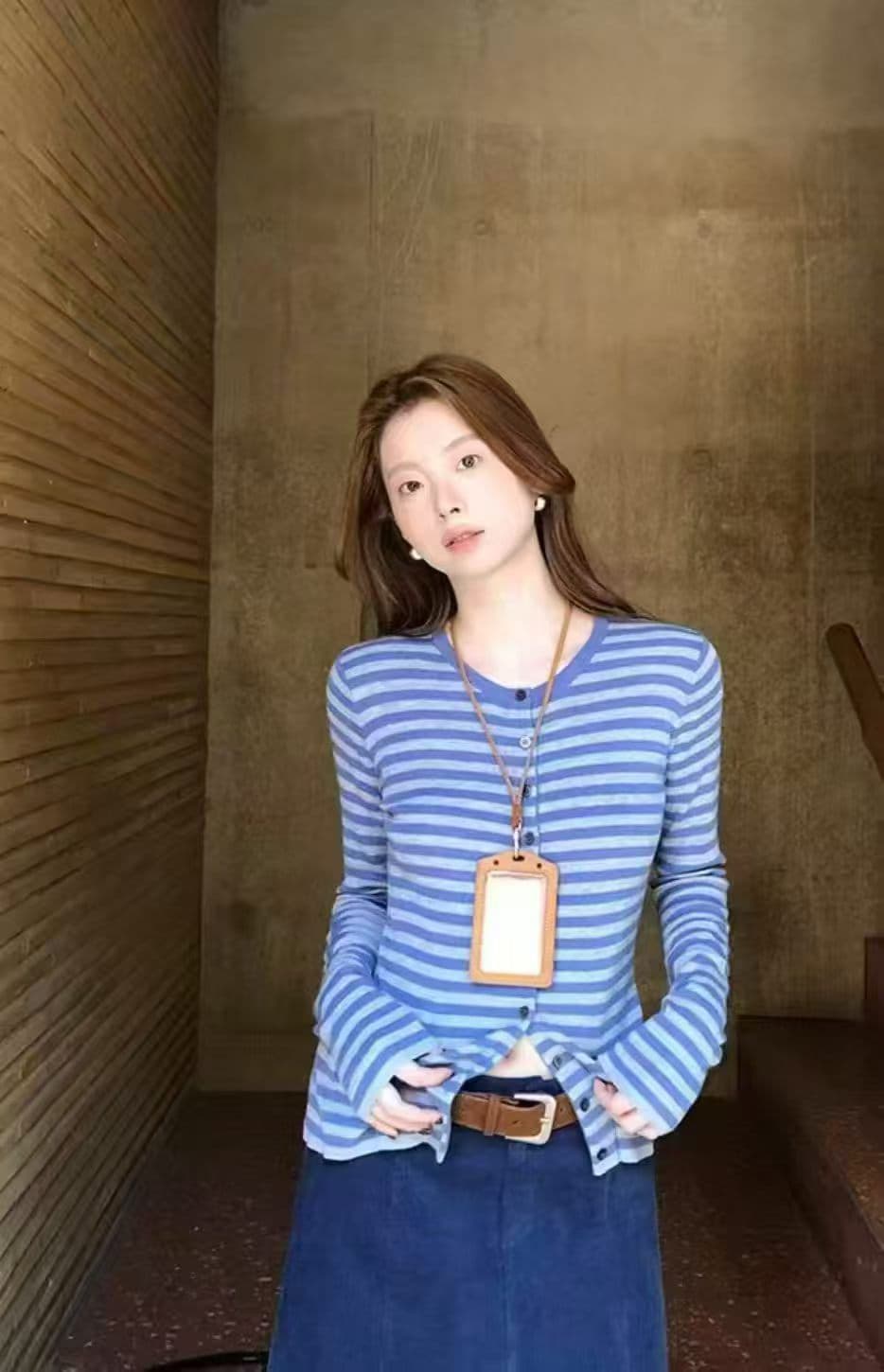 레드 맨 파빌리온 양모 니트 오픈 가디건 여성 가을 2026 새로운 긴팔 맨위 몸매 가꾸기 파란색 스트라이프 스웨터 코트 상세 이미지 1