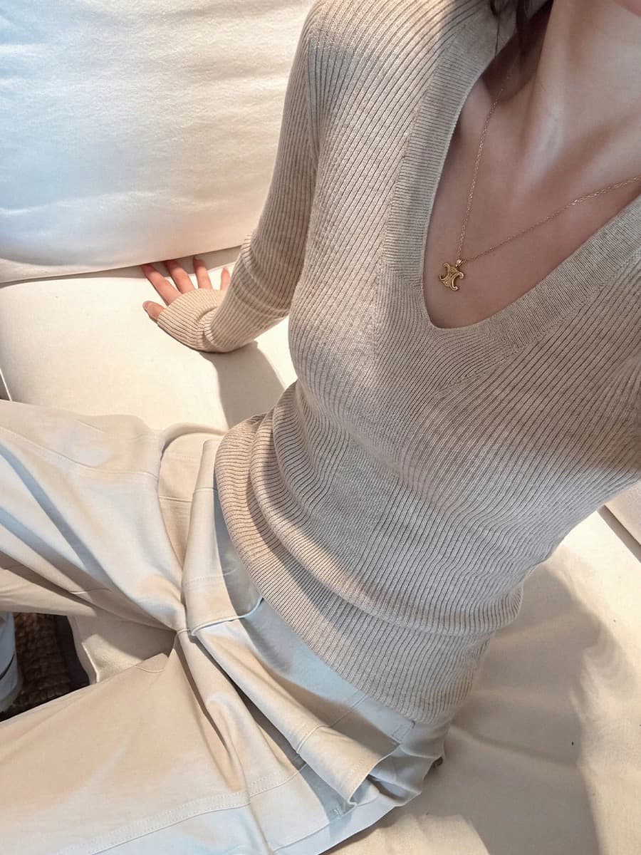 오래된 돈 바람 V넥 풀오버 니트 스웨터 스웨터 여자 가을 겨울 인사이드 가져 가라. 디자인 센스 몸매 가꾸기 슬림해 보이는 품격 만나는 맨위 이미지 2