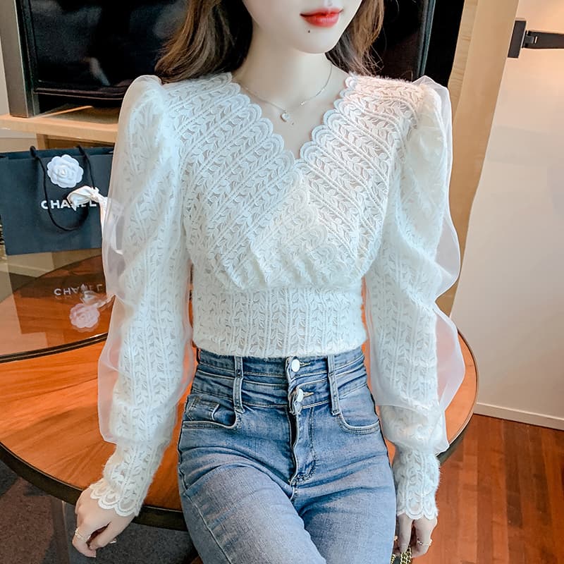 실사 2026 봄 V넥 허리 수축 망사 거품 소매 품격 레이스 셔츠 슬림해 보이는 부드러운 숙녀 맨위 이미지 3