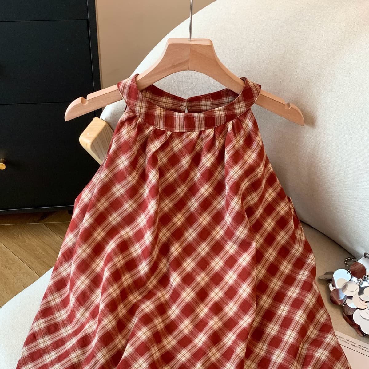 실사 홍콩 느낌 레트로 패션 체크무늬 배색 라운드 넥 민소매 행침 목 슬립 작은 셔츠 퍼프 밑단 표지 고기 맨위 이미지 3