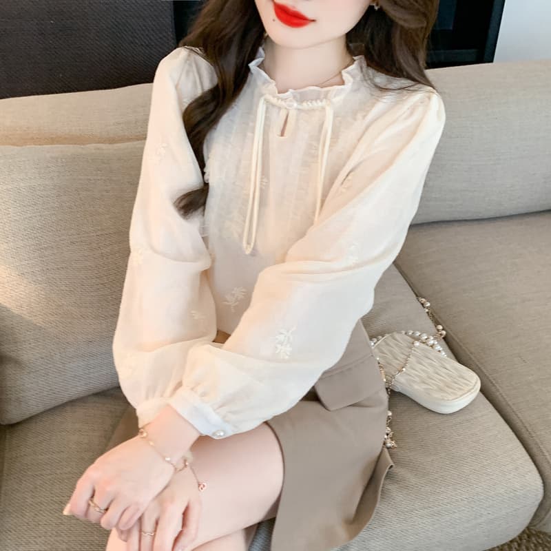 실사 가을 쉬폰 셔츠 2026 년 새로운 달콤함 단색 긴팔 맨위 자수 레이스 기본 셔츠