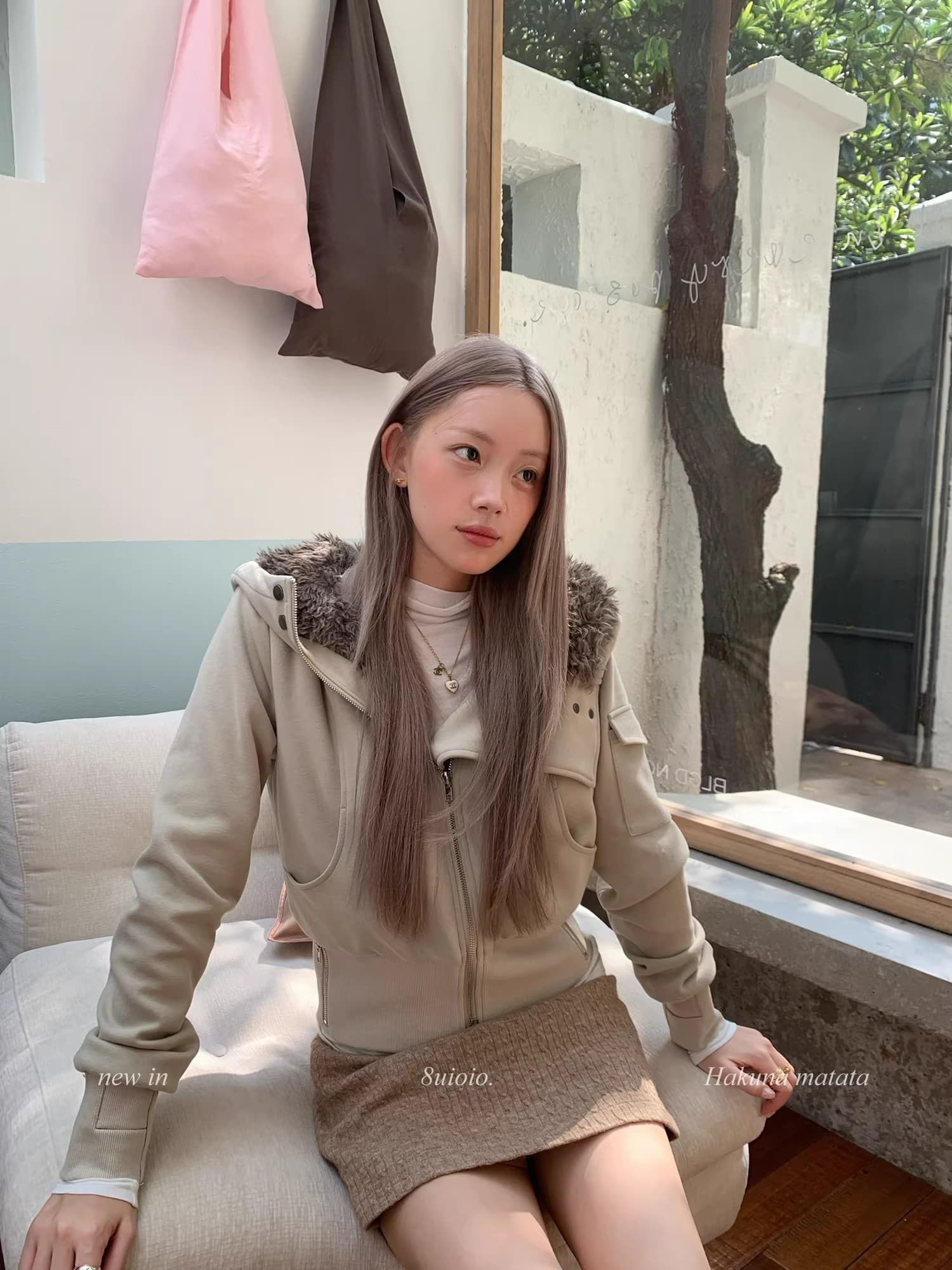 레트로 캐러멜 색상 모피 칼라 여성 코트 2025 겨울 새로운 아메리칸 디자인 센스 몸매 가꾸기 보온 쇼트 스타일 맨위 상세 이미지 10