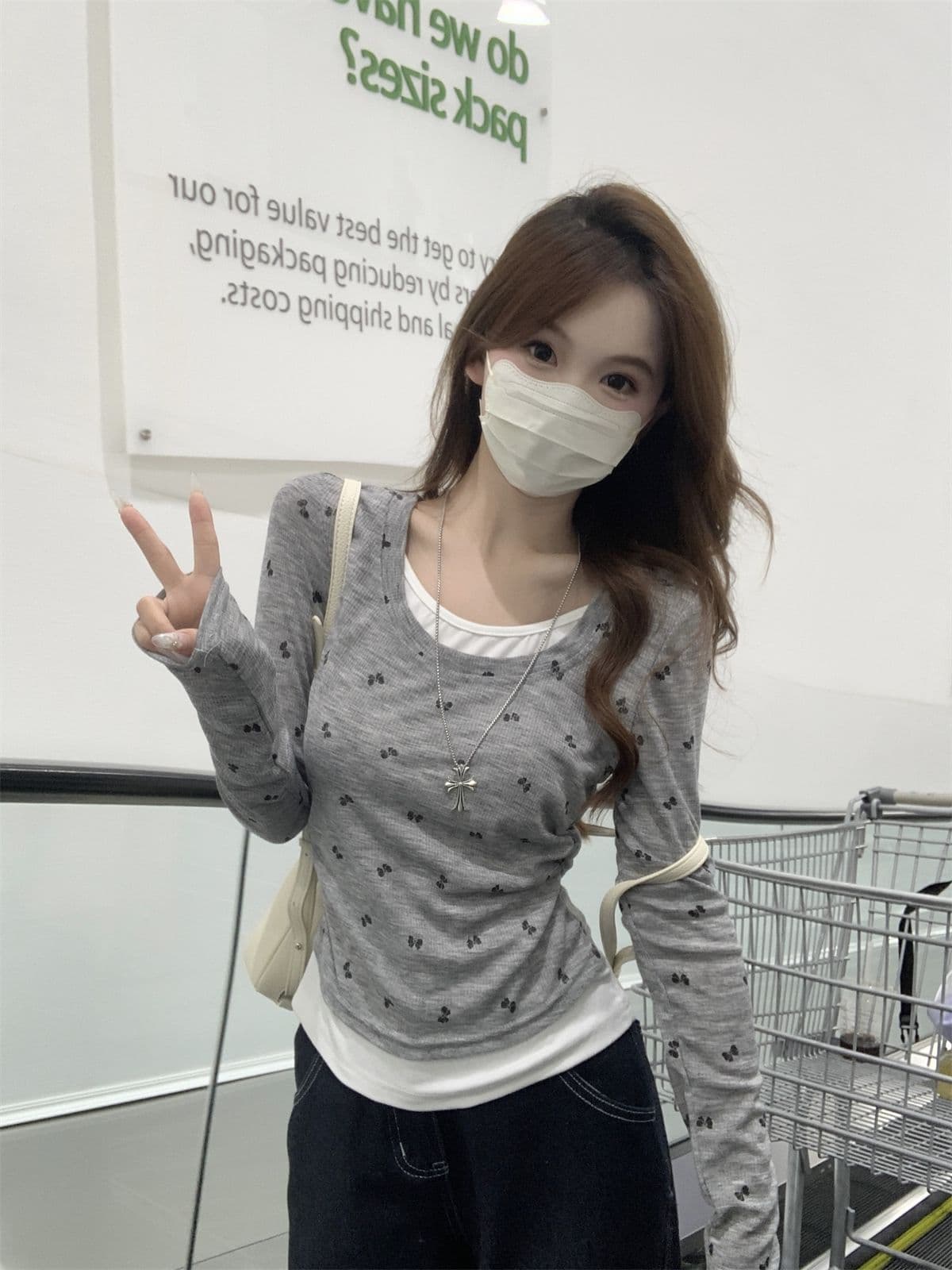 리브 De 플러시 270 그램 회색 비스듬한 어깨 모피 칼라 긴팔 티셔츠 여성 가을 겨울 순수한 욕망 오프숄더 기본 셔츠 맨위 상세 이미지 6