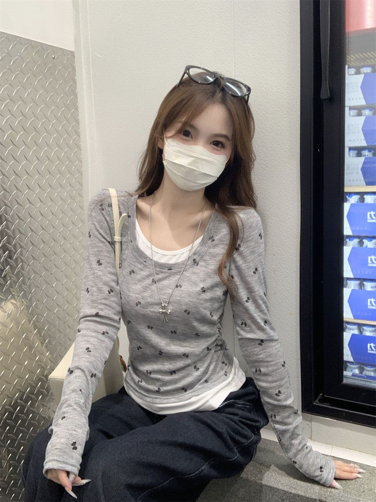 리브 De 플러시 270 그램 회색 비스듬한 어깨 모피 칼라 긴팔 티셔츠 여성 가을 겨울 순수한 욕망 오프숄더 기본 셔츠 맨위 상세 이미지 13