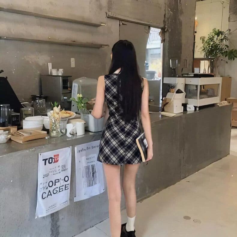 학원 스타일 체크무늬 민소매 여성 드레스 2026 여름 새로운 POLO 칼라 허리 수축 한 마디 미니 스커트 품격 치마 상세 이미지 10