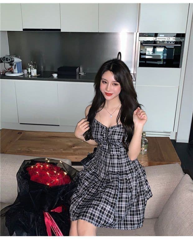 서리가 내린 바람 슬립 드레스 레트로 프랑스식 그는 벤 흑인과 백인 체크무늬 드레스 여름 2026 년 새로운 품격 여신 팬 상세 이미지 12
