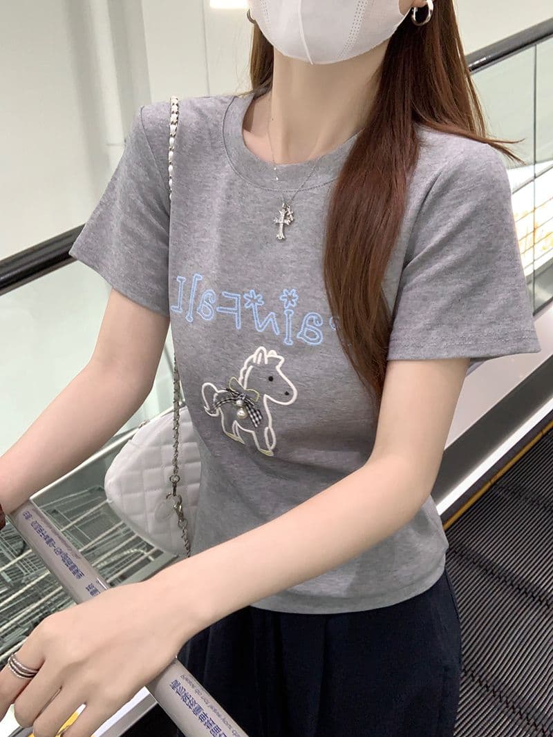 실사 특별 가격 1 1 리브 210 그램 반팔 티셔츠 여성 의류 여름 새로운 긍정적 인 어깨 만화 자수 라운드 넥 맨위 상세 이미지 24