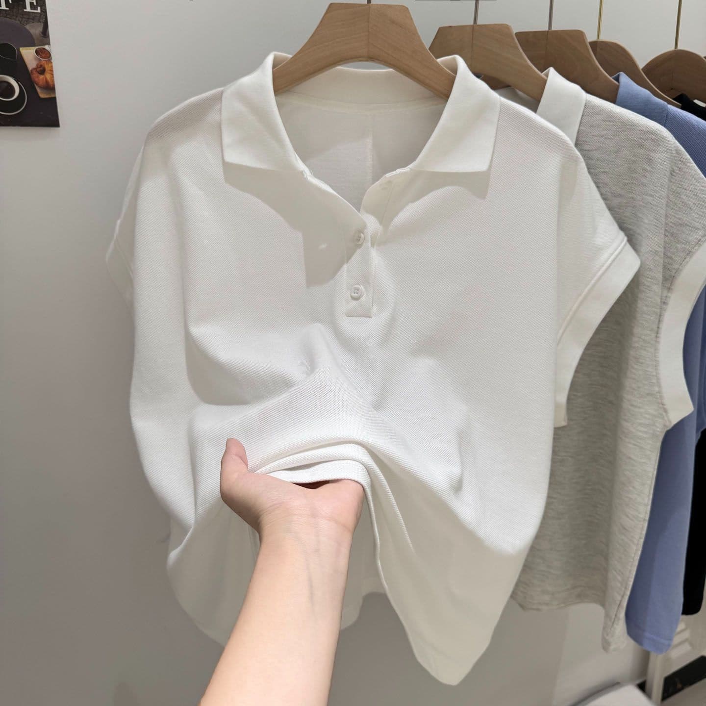 실사 POLO 칼라 반팔 티셔츠 여성 여름 루즈핏 한국 스타일 작은 키 쇼트 스타일 긍정적 인 어깨 폴로 칼라 삽입 어깨 소매 맨위 이미지 5