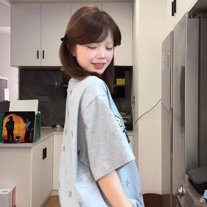 은 분말 프린트 자수 패치 네리 가게 천 순면 220 그램 반팔 티셔츠 여성 상세 이미지 11
