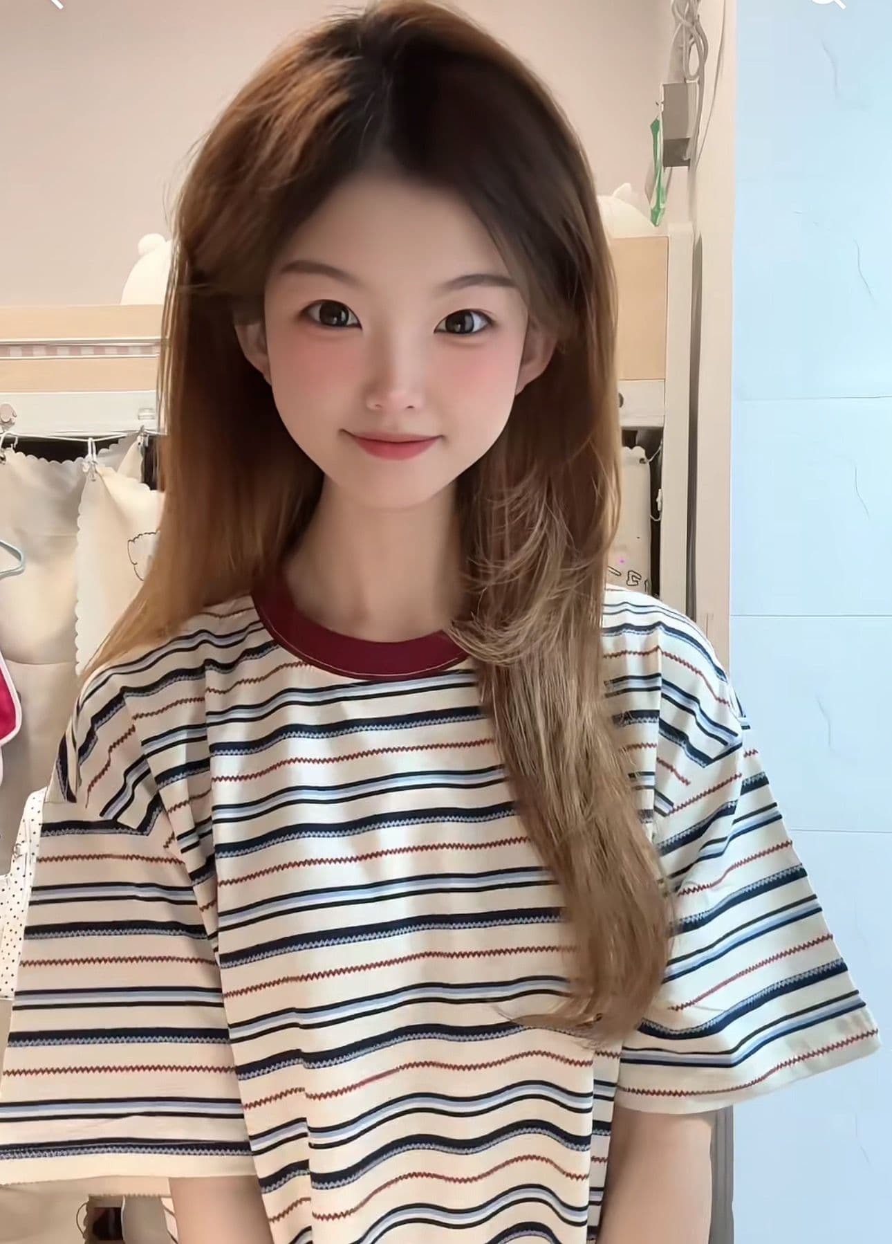 2026 여름 광저우 원본 원단 반팔 티셔츠 여성