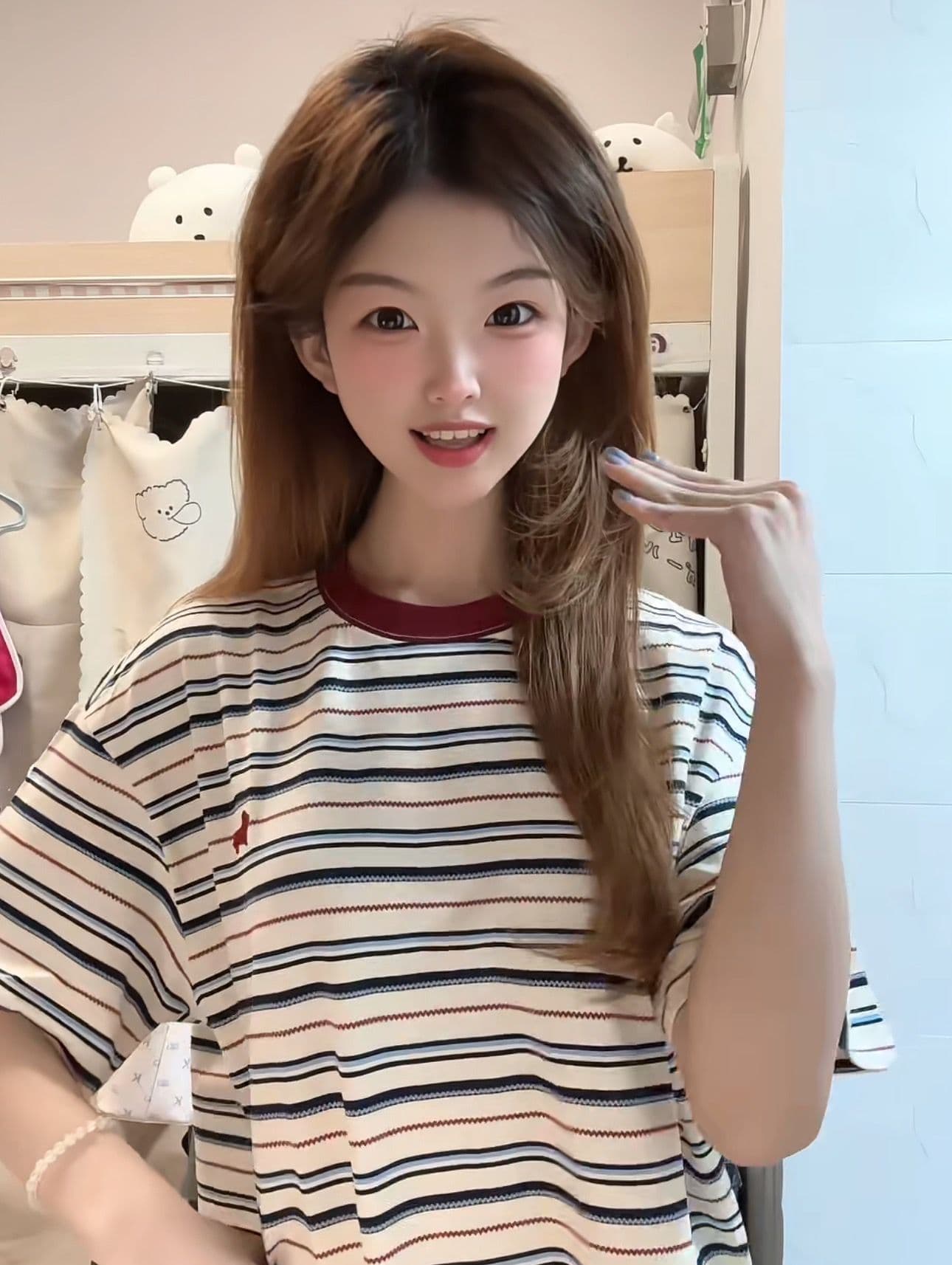 2026 여름 광저우 원본 원단 반팔 티셔츠 여성 이미지 2