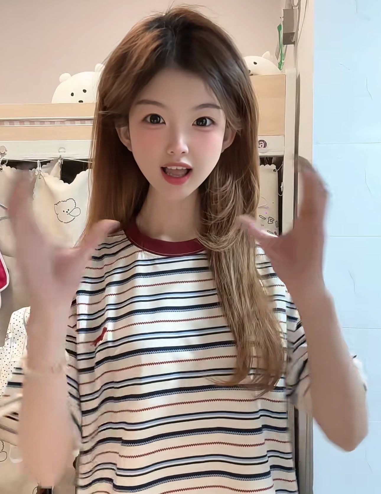 2026 여름 광저우 원본 원단 반팔 티셔츠 여성 상세 이미지 3