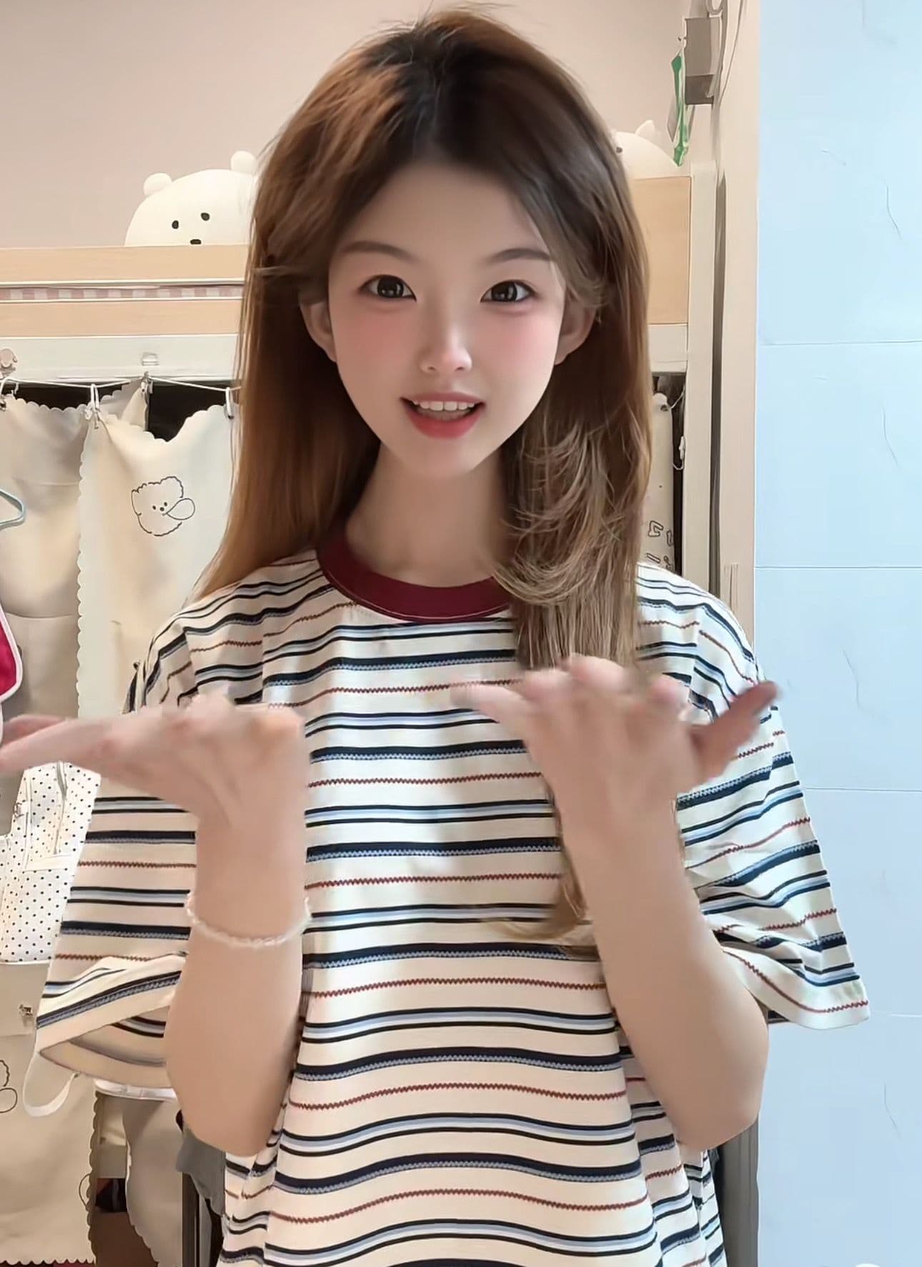2026 여름 광저우 원본 원단 반팔 티셔츠 여성 상세 이미지 4