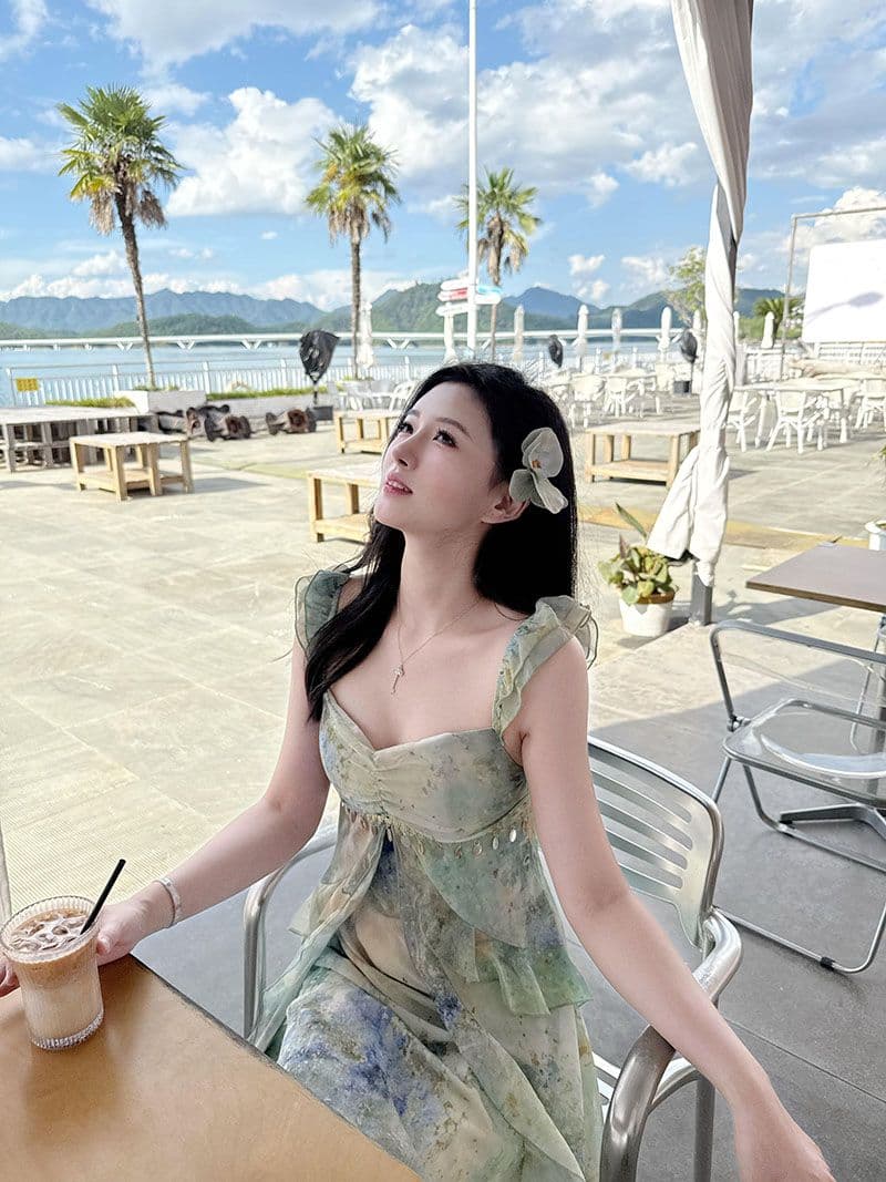 2026 봄 여름 치마 휴가 바람 품격 홀치기 염색 슬립 드레스 인기 작은 날다 소매 허리 수축 패션 슬림해 보이는 상세 이미지 2