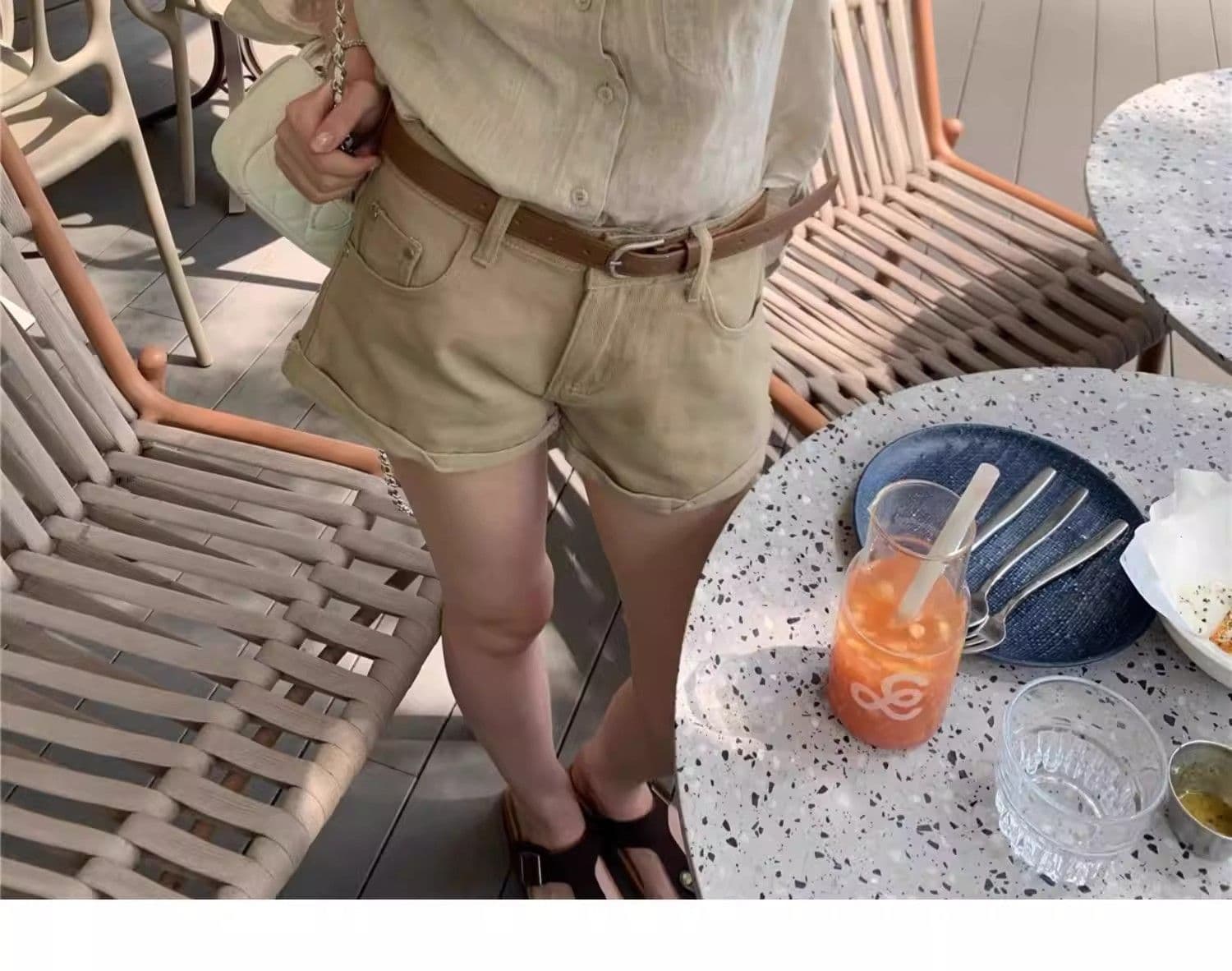 원본 마 색상 아마 오래된 돈 바람 여성 셔츠 여름 얇은 스타일 느슨함 센스 디자인 센스 V넥 면 린넨 셔츠 자외선 차단 맨위 상세 이미지 11