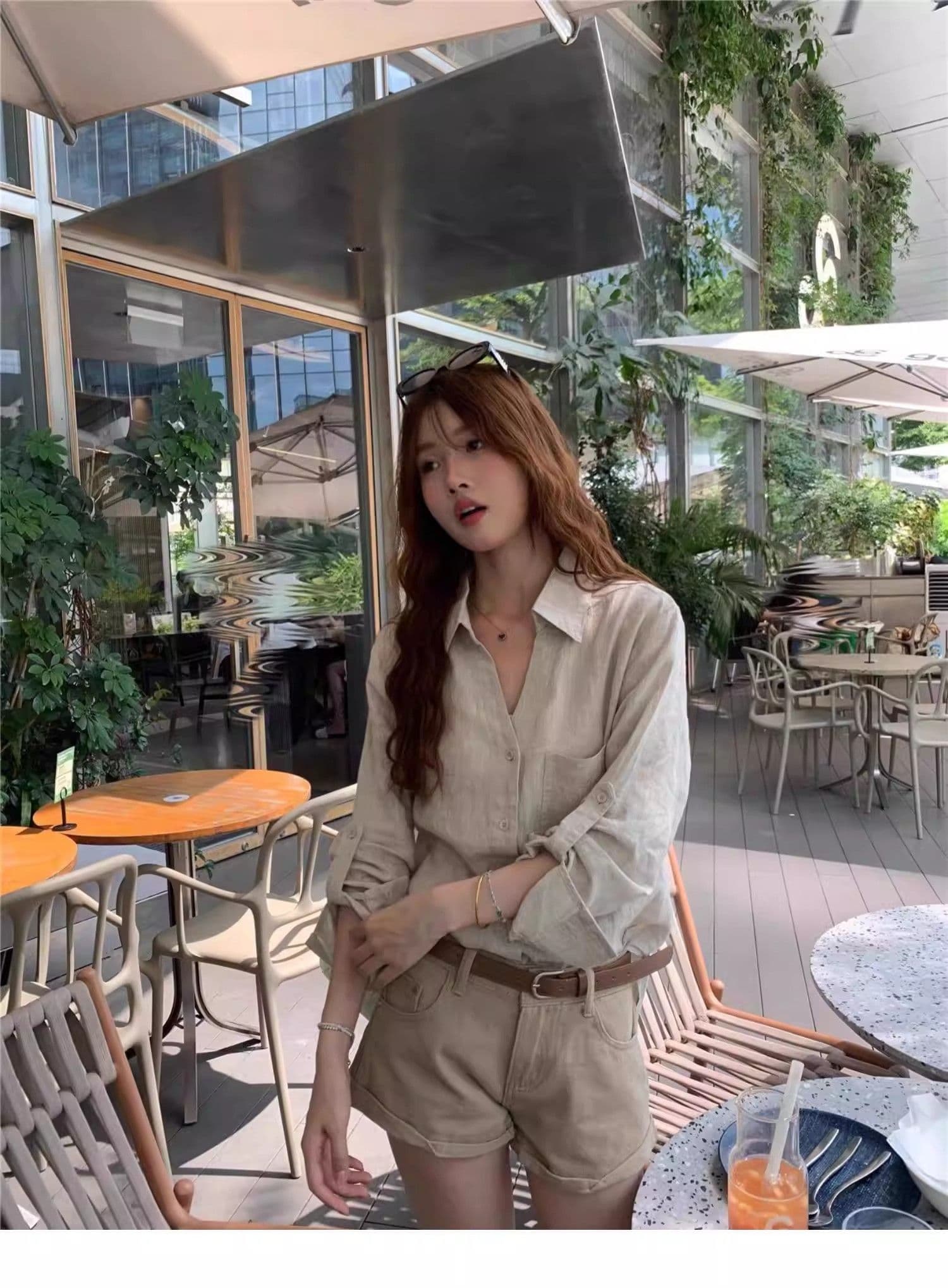 원본 마 색상 아마 오래된 돈 바람 여성 셔츠 여름 얇은 스타일 느슨함 센스 디자인 센스 V넥 면 린넨 셔츠 자외선 차단 맨위 상세 이미지 12