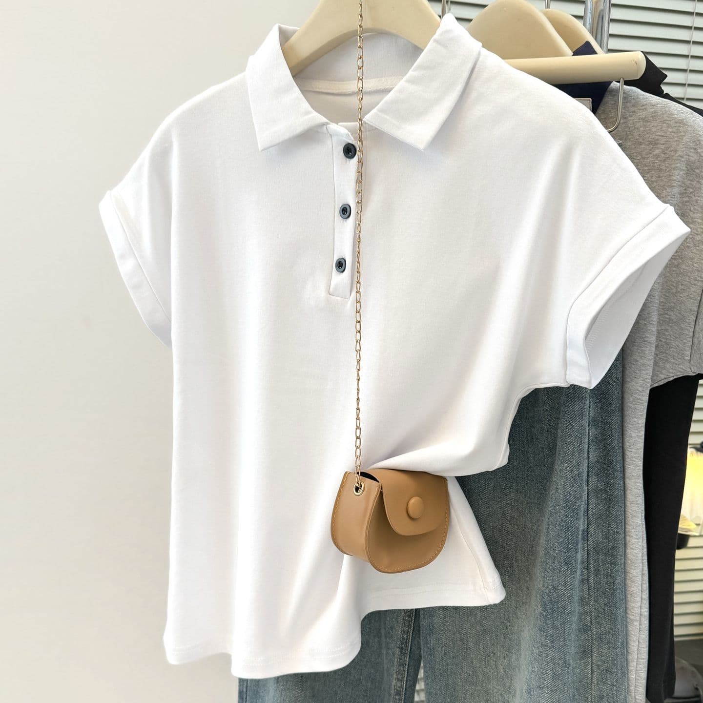 실사 순면 리브 배색 POLO 셔츠 폴로 칼라 반팔 티셔츠 여성 여름 몸매 가꾸기 슬림해 보이는 Feifei 소매 맨위 트렌디 이미지 2