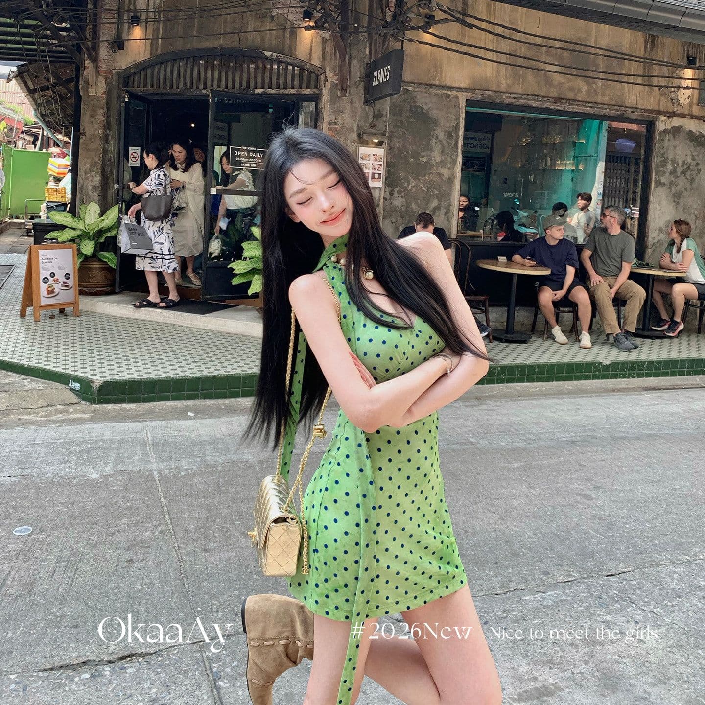 폴리 에스터 인터넷 원단 네리 에덴 여행 프랑스식 레트로 휴가 바람 도트 무늬 행침 목 V넥 꼬집기 허리 드레스