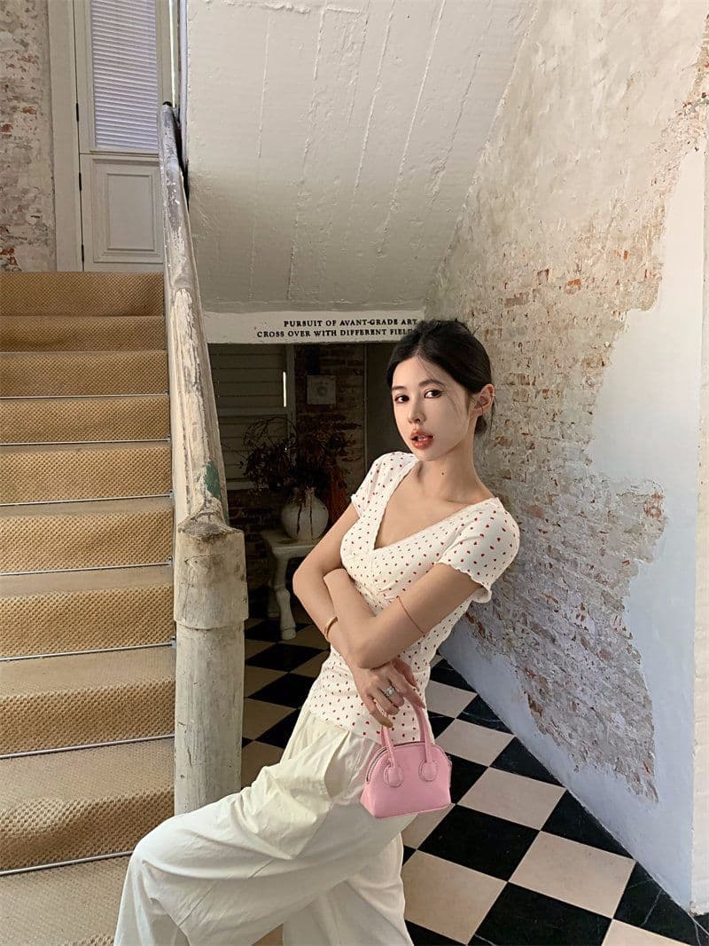 원본 3 색 핫걸 바람 레이스 조각 V넥 반팔 티셔츠 여성 여름 레트로 레오파드 무늬 몸매 가꾸기 맨위 상세 이미지 11