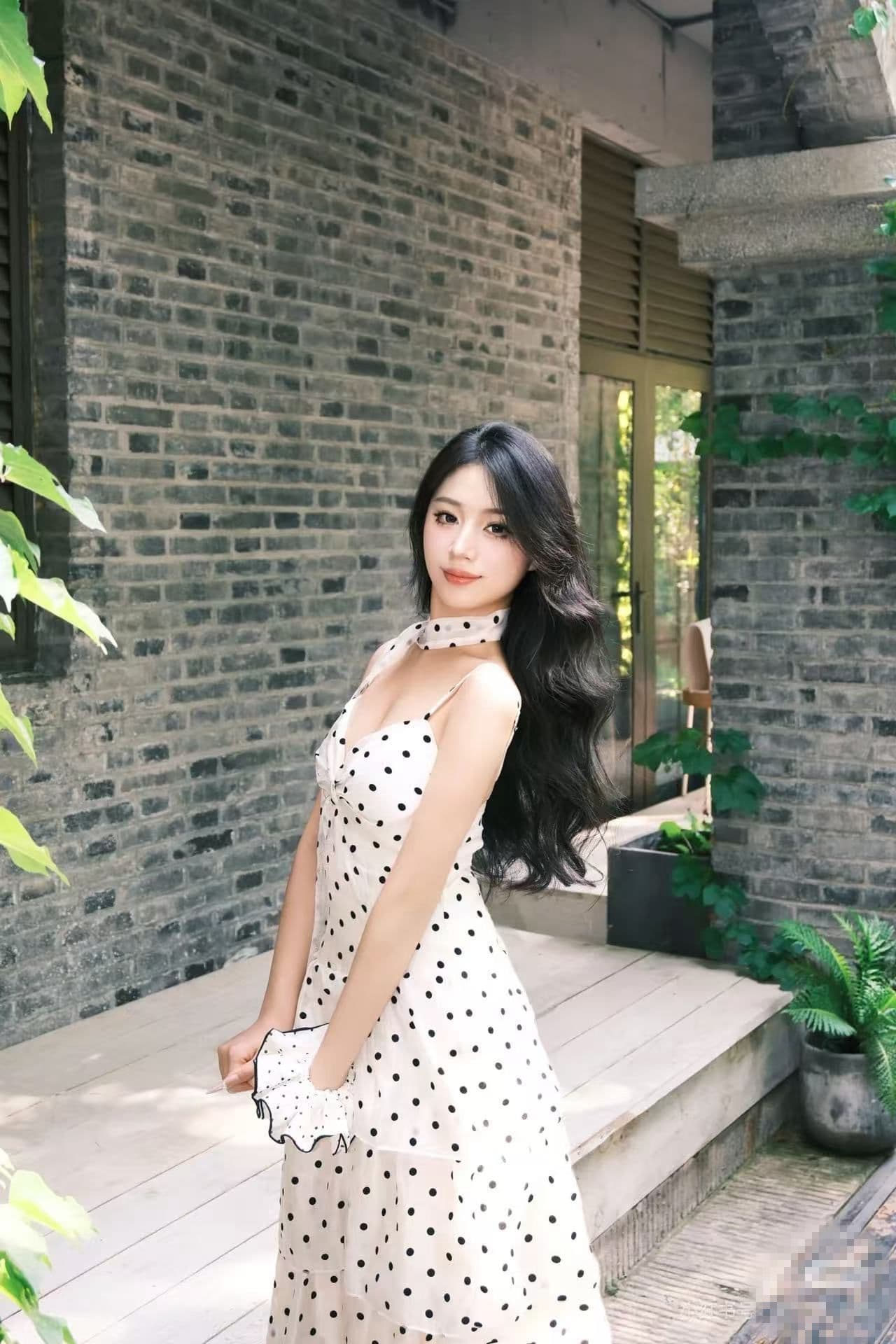 원본 것 있음 네리 디자인 센스 프랑스식 도트 무늬 허리 수축 슬림해 보이는 슬립 드레스 부드러운 바람 케이크 치마 상세 이미지 6