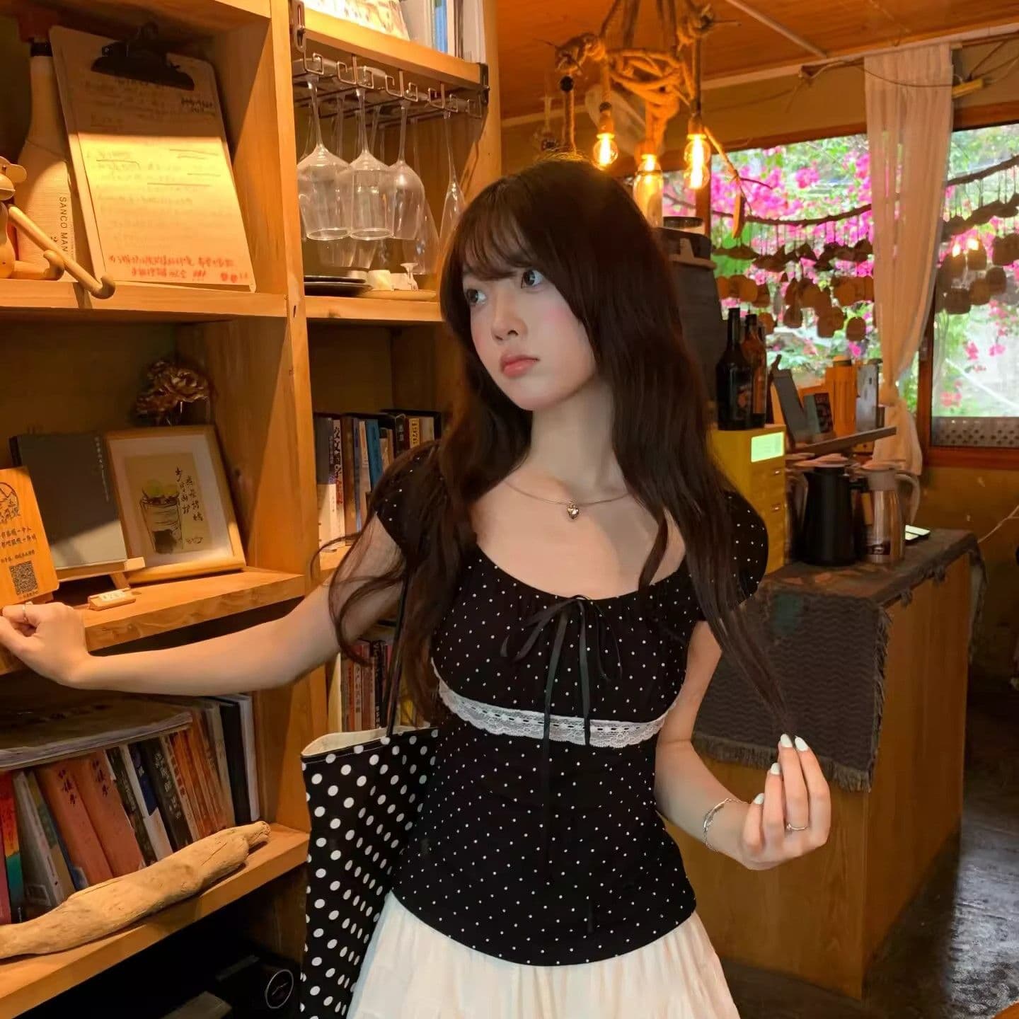 원본 좋은 품질 레이스 사람들 면 여름 새로운 달콤한 매운맛 레이스 조각 도트 무늬 광장 칼라 반팔 이미지 4