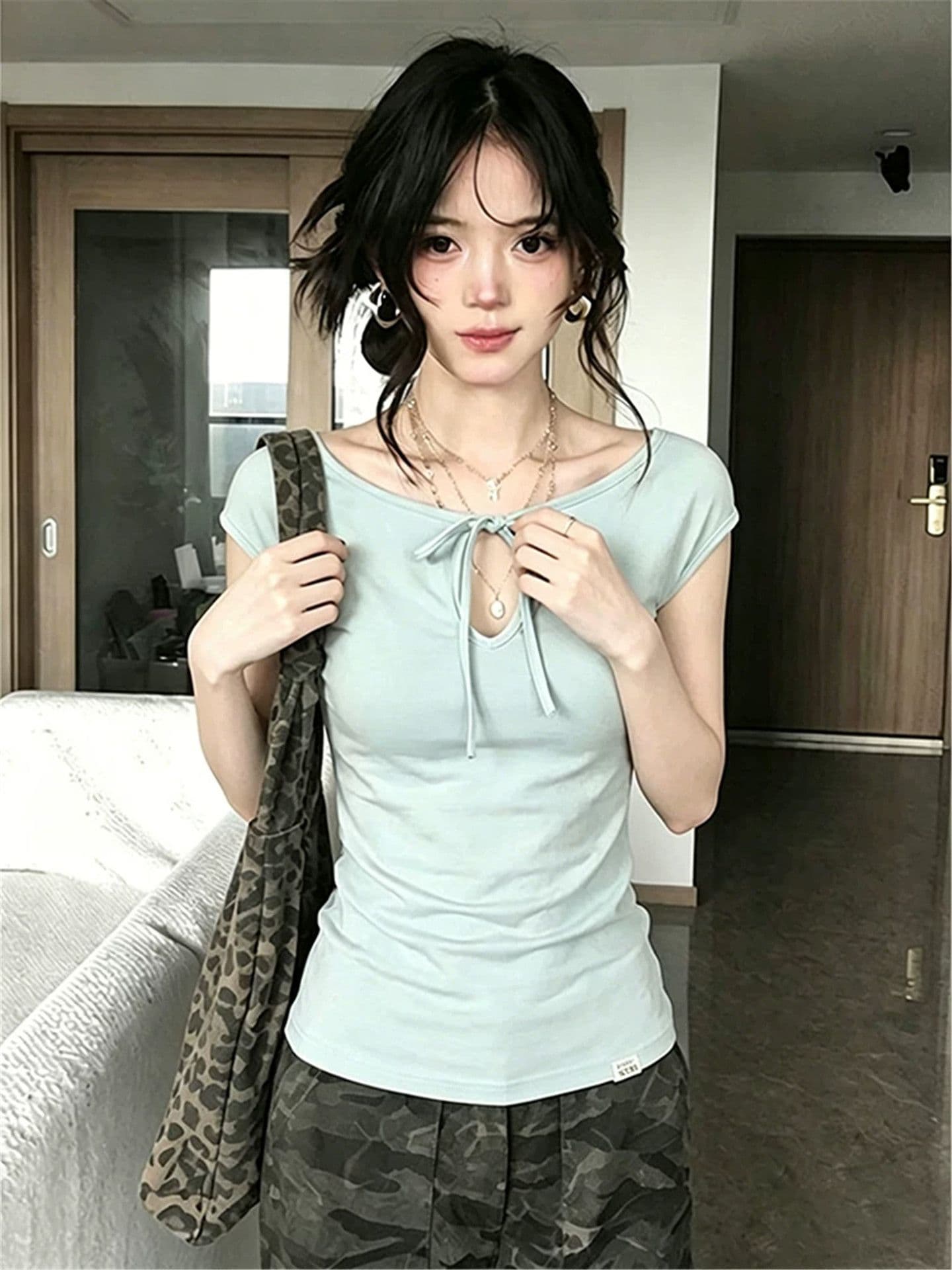 사람들 면 260 그램 순수한 욕망 바람 디스플레이 화이트 홀로우 아웃 레이스업 반팔 티셔츠 여름 새로운 연령 감소 몸매 가꾸기 맨위 상세 이미지 5