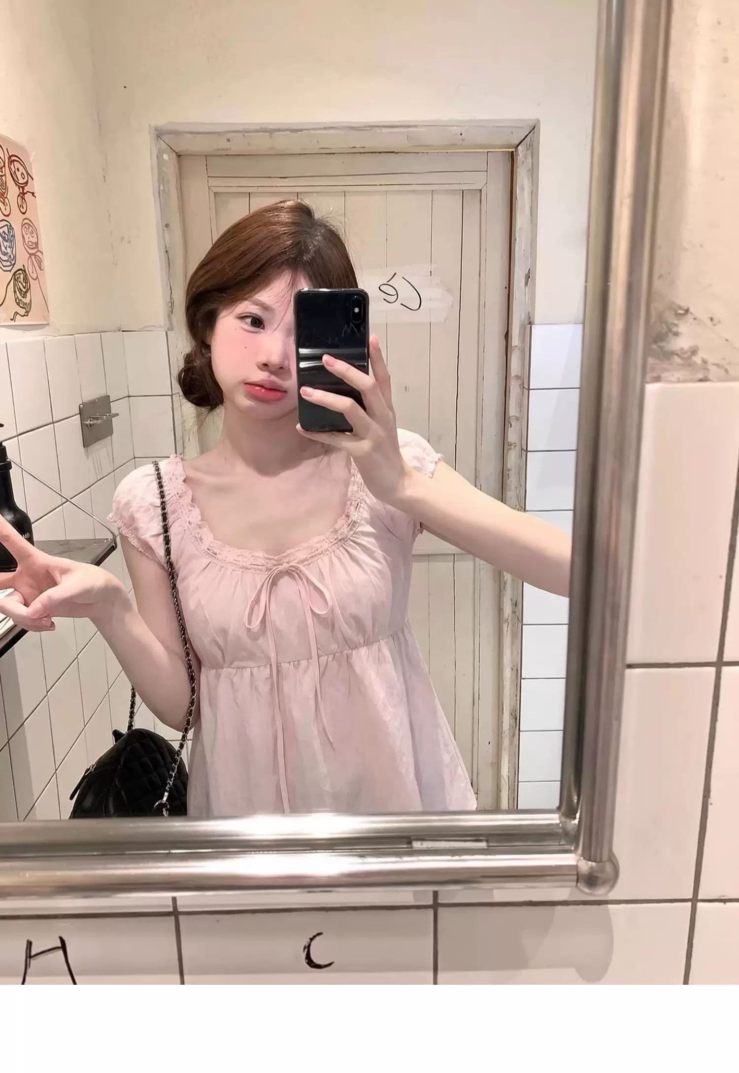 달콤한 스타일 핑크색 레이스 레이스 반팔 시폰 셔츠 여성 2026 년 여름 루즈핏 연령 감소 다용도 맨위 상세 이미지 8