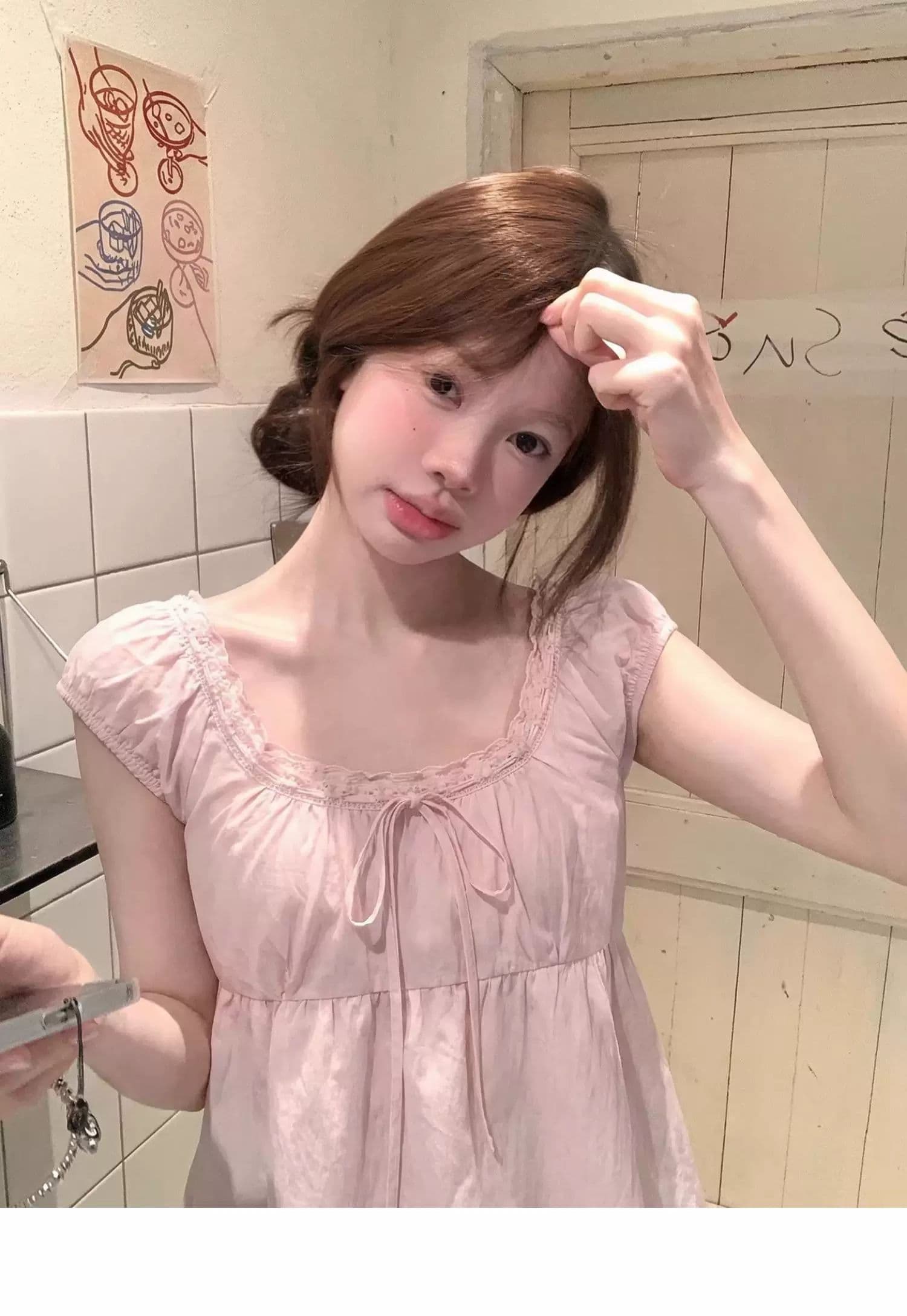 달콤한 스타일 핑크색 레이스 레이스 반팔 시폰 셔츠 여성 2026 년 여름 루즈핏 연령 감소 다용도 맨위 상세 이미지 9