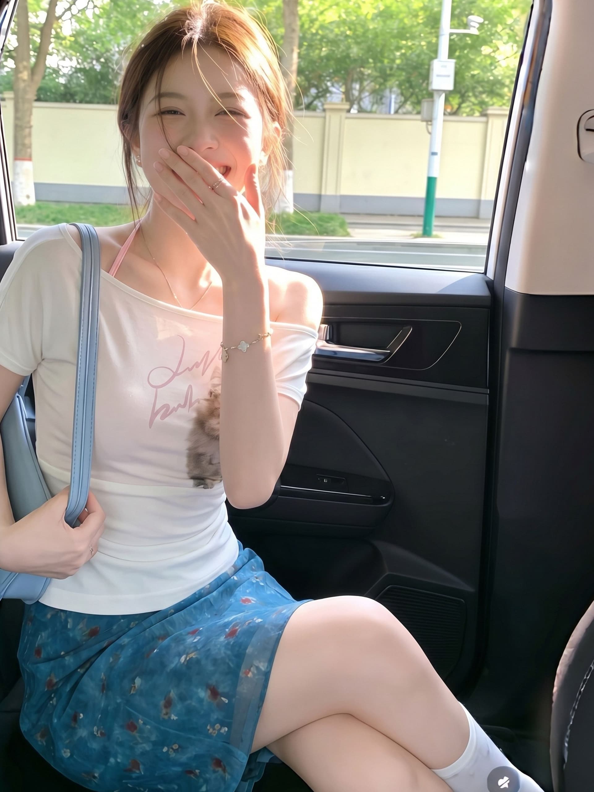 300 그램 사람들 면 92 접착제 8 암모니아 Lun 비스듬한 어깨 투피스 세트 고양이 프린트 반팔 티셔츠 여성 여름 오프숄더 맨위 상세 이미지 2