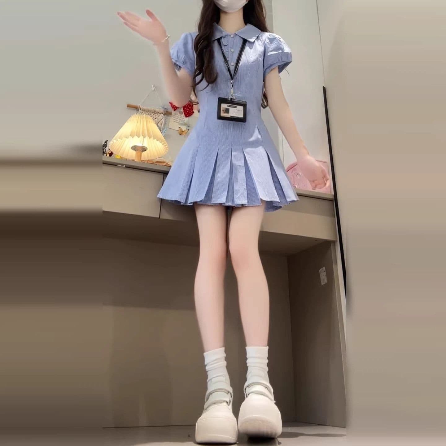 파란색 체크무늬 셔츠 드레스 여성 의류 2026 여름 폭발 작은 키 허리 수축 슬림해 보이는 품격 플리츠 미니 스커트 이미지 3