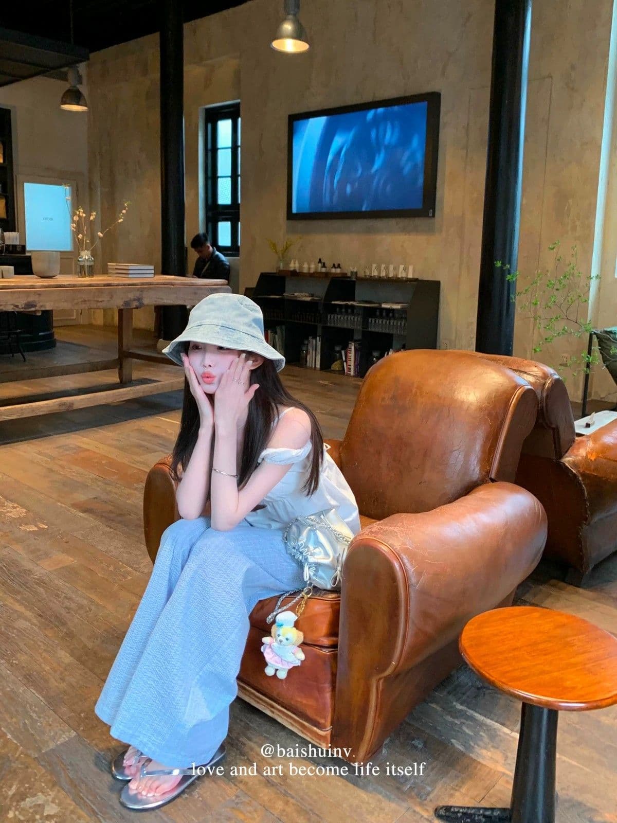 달콤함 순수한 욕망 바람 핑크색 오프숄더 민소매 여성 셔츠 여름 디자인 센스 작은 대중 프랑스식 품격 루즈핏 맨위 상세 이미지 2