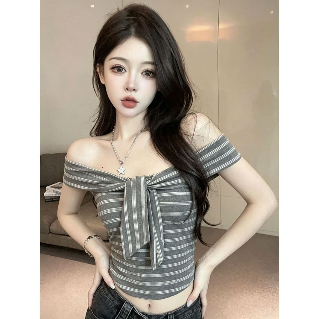 원본 것 순수한 코튼 기사 한국 스타일 기타 착용 비틀림 오프숄더 스트라이프 몸매 가꾸기 반팔 티셔츠 맨위