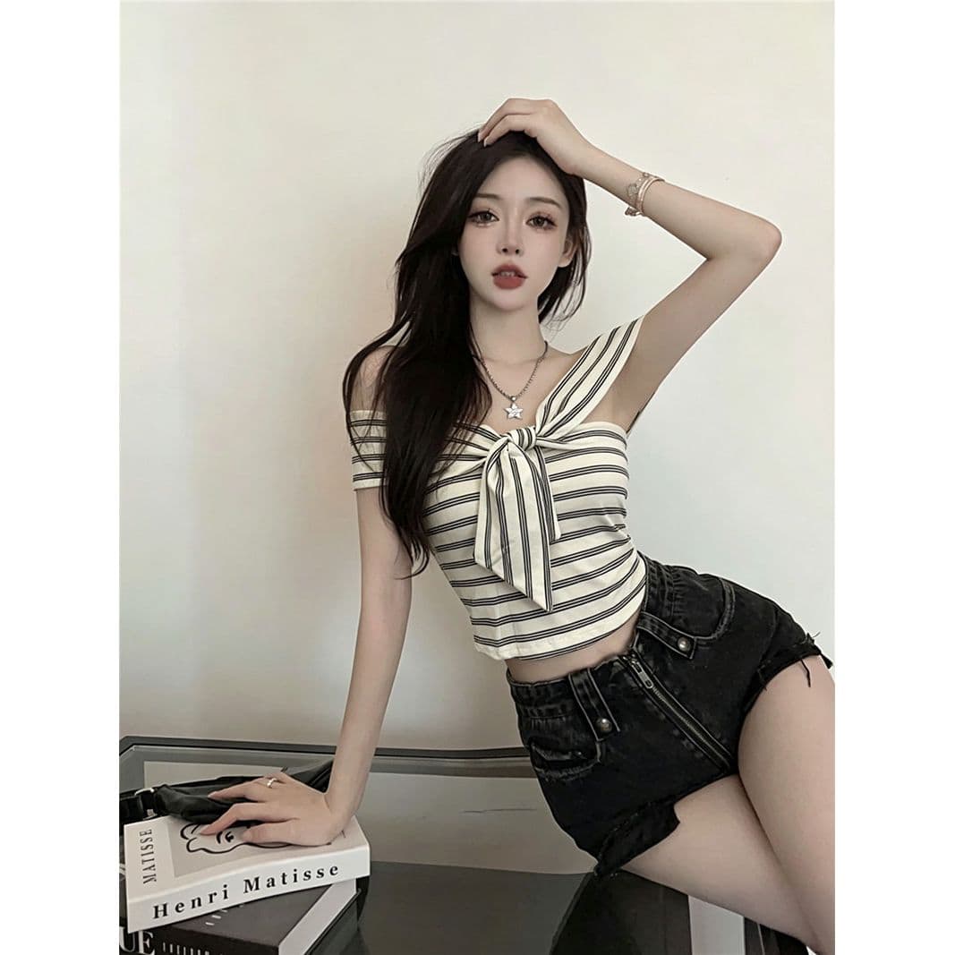 원본 것 순수한 코튼 기사 한국 스타일 기타 착용 비틀림 오프숄더 스트라이프 몸매 가꾸기 반팔 티셔츠 맨위 이미지 2